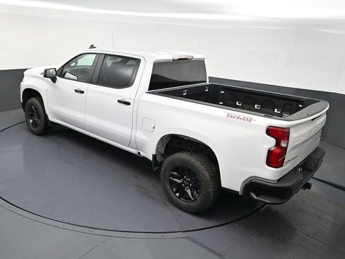 Used 2022 Chevrolet Silverado 1500 LT Trail Boss w/ Safety Package AWD/4WD image 15