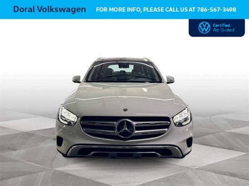 Used 2022 Mercedes-Benz GLC 300 w/ Premium Package Lite image 3