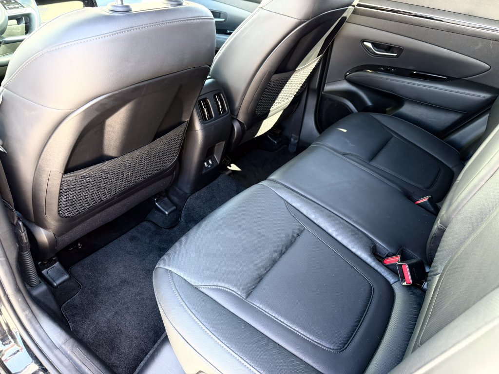 Used 2023 Hyundai Tucson Limited AWD/4WD image 18