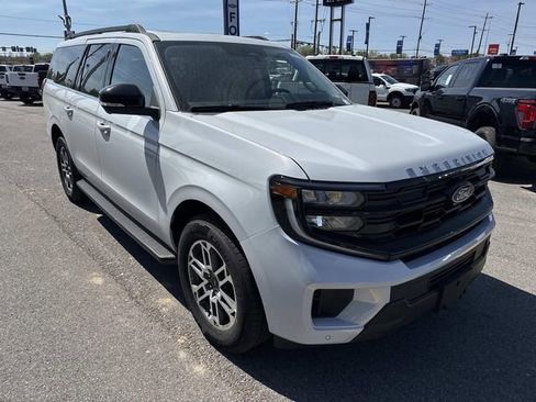 New 2026 Ford Expedition Max Active image 3