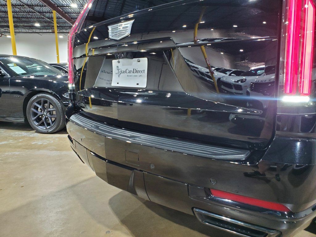 Used 2025 Cadillac Escalade Sport Platinum w/ LPO, Floor Liner Package AWD/4WD image 49