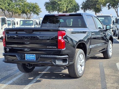 New 2026 Chevrolet Silverado 1500 Custom image 4