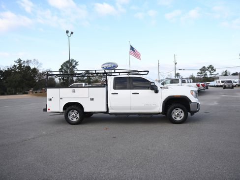 Used 2022 GMC Sierra 2500 Pro w/ Convenience Package image 2