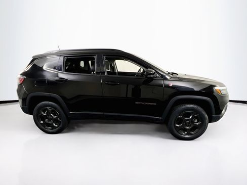 Used 2022 Jeep Compass Trailhawk w/ Trailhawk Elite Group image 4