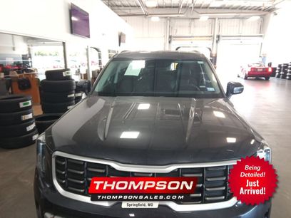 Used 2025 Kia Telluride S