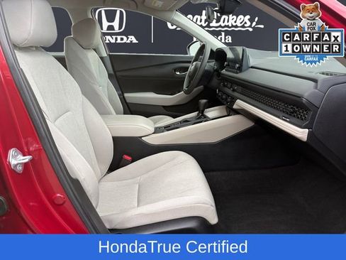 Certified 2025 Honda Accord LX image 17
