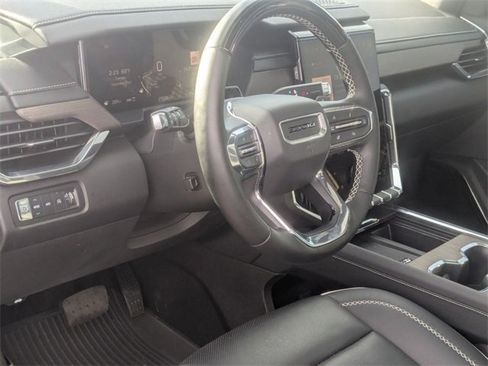 Used 2024 GMC Acadia Denali w/ Super Cruise Package image 15