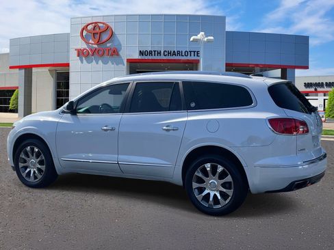 Used 2017 Buick Enclave Premium w/ Enclave Tuscan Edition FWD image 4