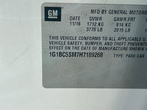 Used 2017 Chevrolet Cruze LS image 25