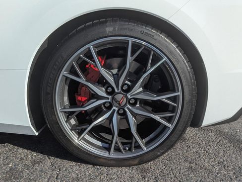 Used 2023 Chevrolet Corvette Stingray Premium Conv w/ Z51 Performance Package RWD image 55