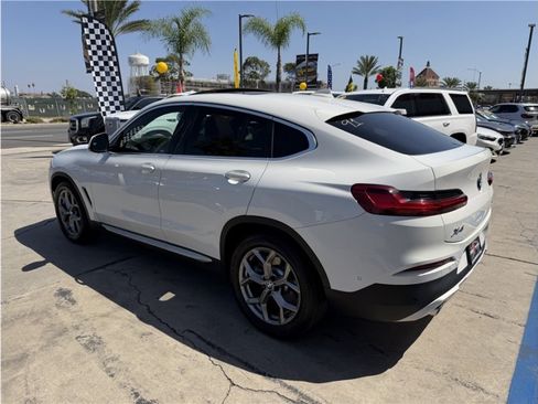 Used 2020 BMW X4 xDrive30i w/ Executive Package AWD/4WD image 13