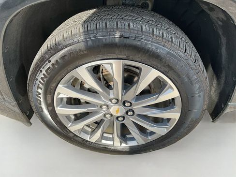 Used 2023 Chevrolet Traverse Premier w/ LPO, Floor Liner Package AWD/4WD image 35