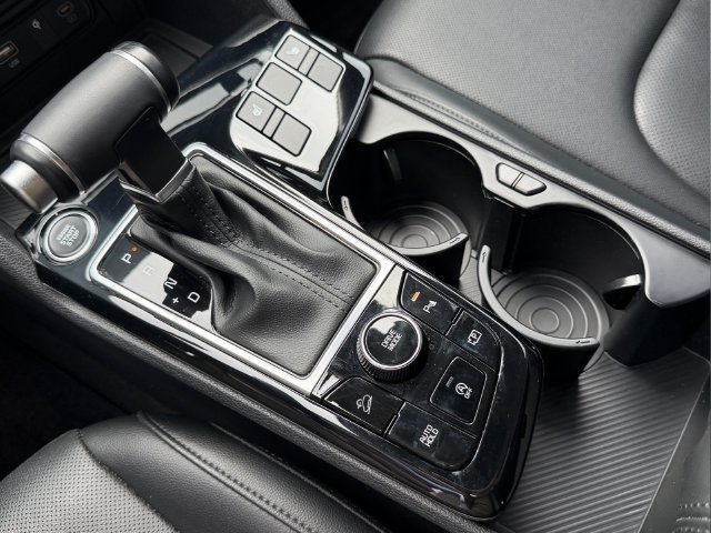 Used 2024 Kia Sportage SX FWD image 26