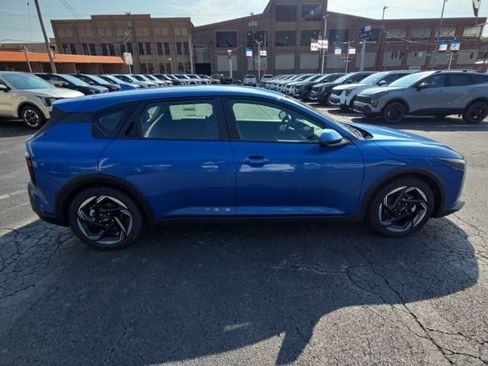 New 2026 Kia K4 EX FWD image 8