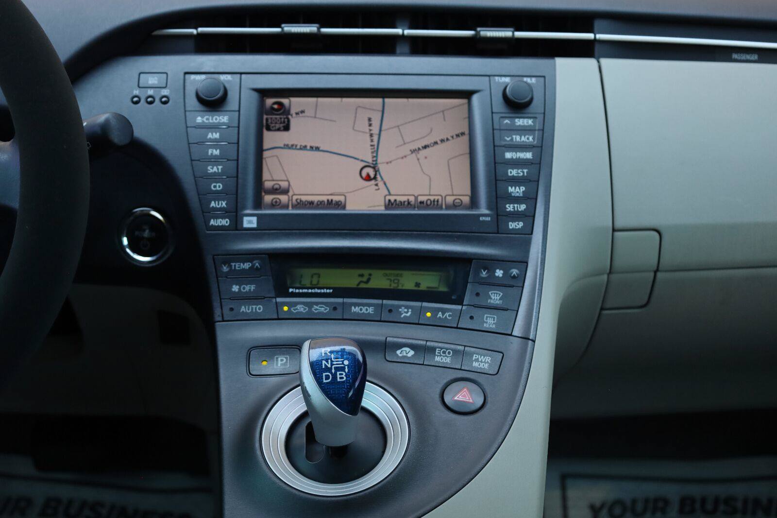 Used 2010 Toyota Prius Four w/ Solar Roof Pkg FWD image 32