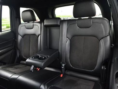 Used 2024 Jeep Grand Cherokee Altitude image 21