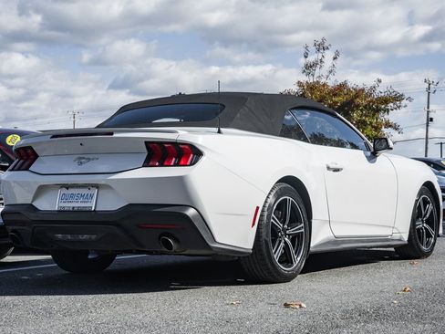 Used 2024 Ford Mustang Premium image 3