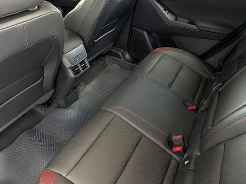 New 2026 Chevrolet Equinox RS w/ Convenience Package III AWD/4WD image 13