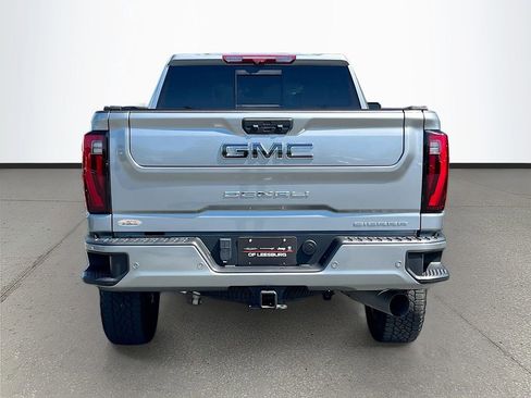 Used 2024 GMC Sierra 2500 Denali Ultimate image 6