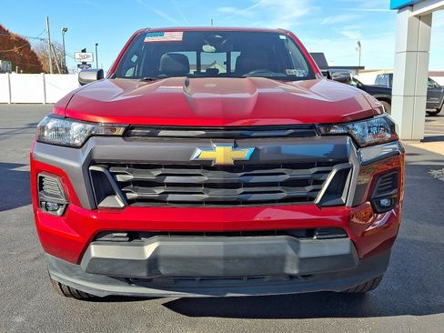 Used 2023 Chevrolet Colorado LT image 2