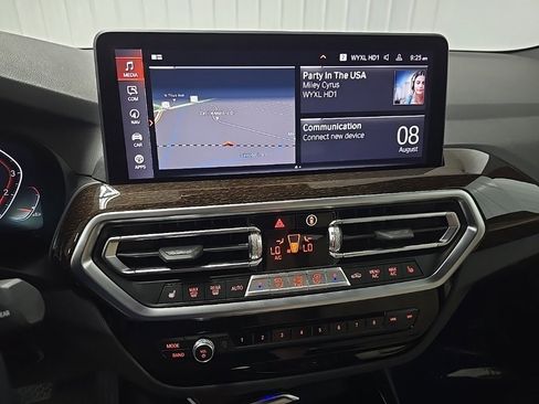 Used 2024 BMW X3 xDrive30i w/ Premium Package image 25