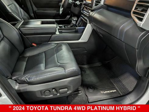 Used 2024 Toyota Tundra Platinum AWD/4WD image 33