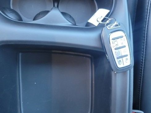 New 2025 Chrysler Pacifica Select image 25