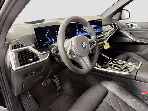 New 2026 BMW X5 sDrive40i w/ M Sport Package RWD image 17