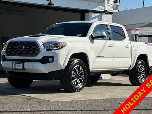 Certified 2021 Toyota Tacoma TRD Sport image 8