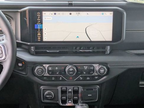 New 2026 Jeep Wrangler Sahara image 34