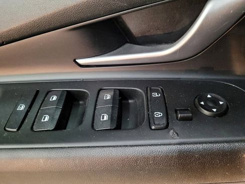 Used 2024 Hyundai Elantra SEL w/ Convenience Package FWD image 27
