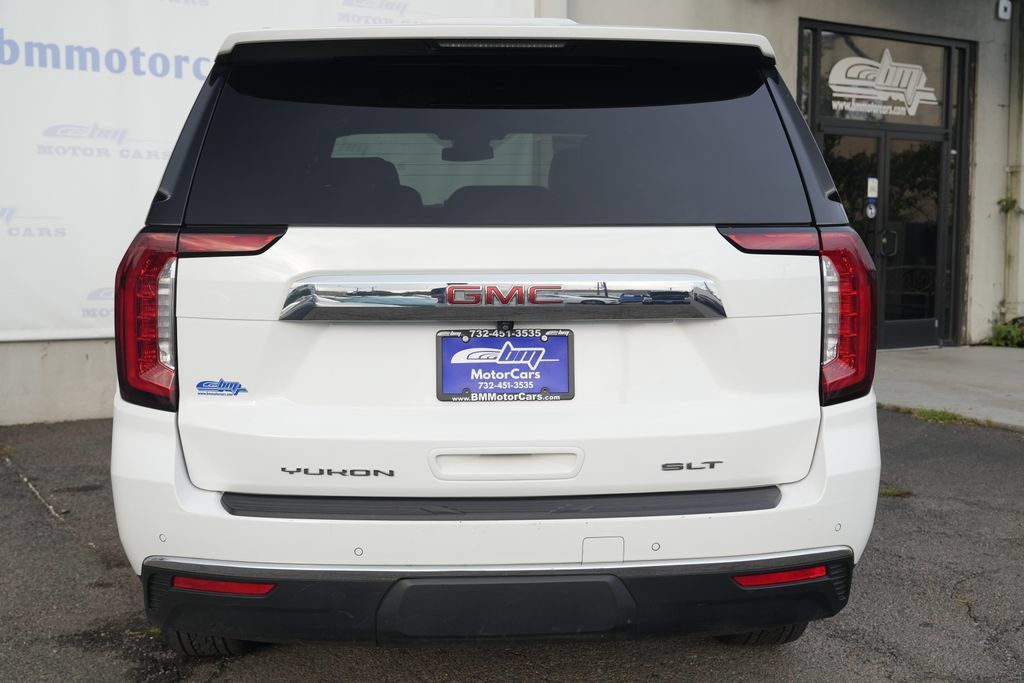 Used 2024 GMC Yukon SLT RWD image 6