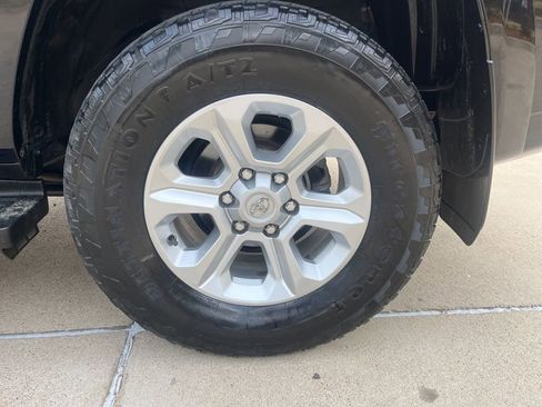 Used 2021 Toyota 4Runner SR5 image 11