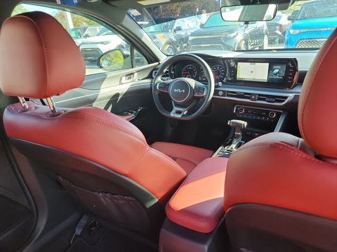 Used 2023 Kia K5 GT-Line image 13