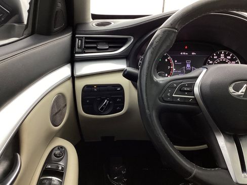 Used 2019 INFINITI QX50 Essential w/ Premium Audio Package AWD/4WD image 31