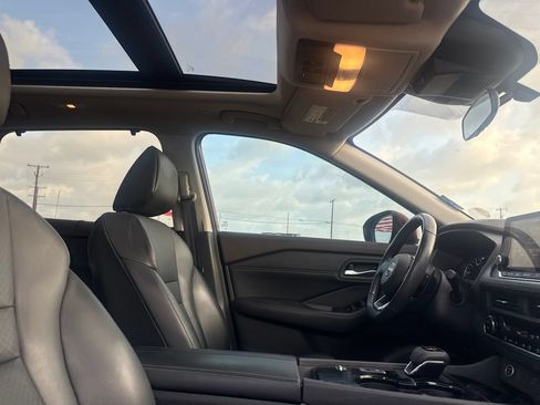 Certified 2023 Nissan Rogue SV w/ SV Premium B Package FWD image 24