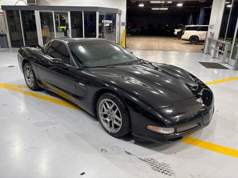 Used 2003 Chevrolet Corvette Z06 w/ Memory Package, 3 Drivers RWD image 4