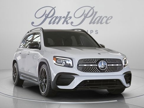 Certified 2023 Mercedes-Benz GLB 250 image 34