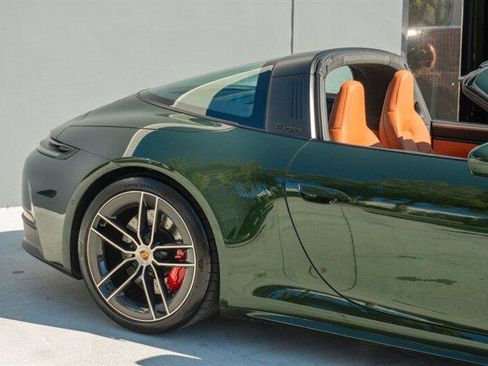 Used 2026 Porsche 911 Targa 4 GTS image 33