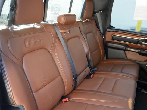 Used 2020 RAM 1500 Longhorn image 25