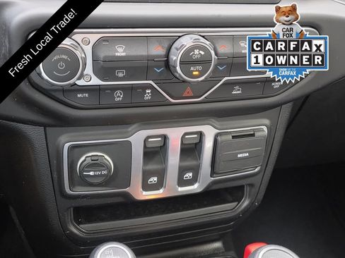 Used 2023 Jeep Wrangler Sport AWD/4WD image 19