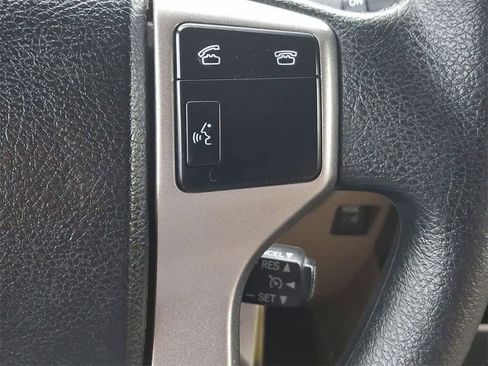 Used 2013 Toyota 4Runner SR5 image 23