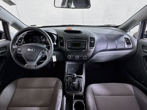 Used 2017 Kia Forte LX FWD image 18