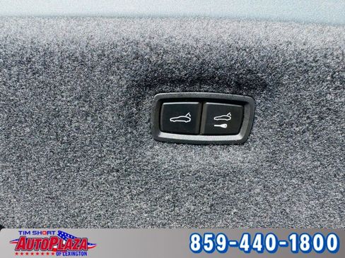 Used 2020 Porsche Taycan Turbo w/ Premium Package image 60