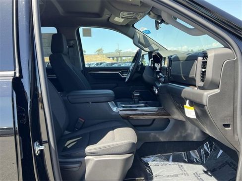 New 2026 GMC Sierra 1500 Elevation w/ LPO, Elevation Black Package image 31