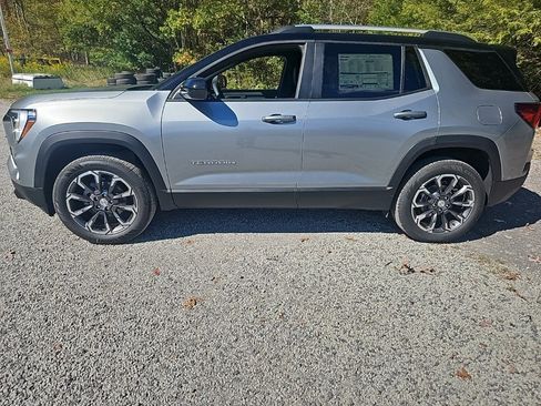 New 2026 GMC Terrain Elevation w/ Elevation Premium Package image 2