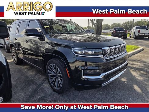 Used 2023 Jeep Grand Wagoneer Series III AWD/4WD image 1
