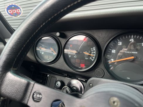 Used 1992 Porsche 911 Carrera image 22