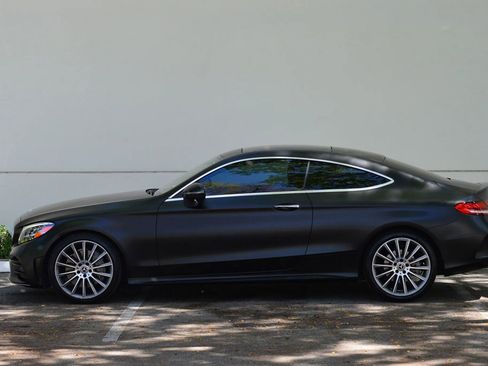 Used 2019 Mercedes-Benz C 300 Coupe image 4