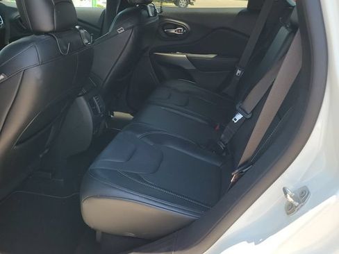 Used 2021 Jeep Cherokee Latitude Lux 80th Anniv w/ Quick Order Package 26U 80TH AWD/4WD image 8